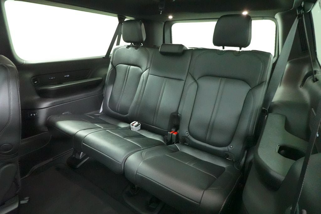 New 2026 Jeep Grand Wagoneer L Limited AWD/4WD image 29