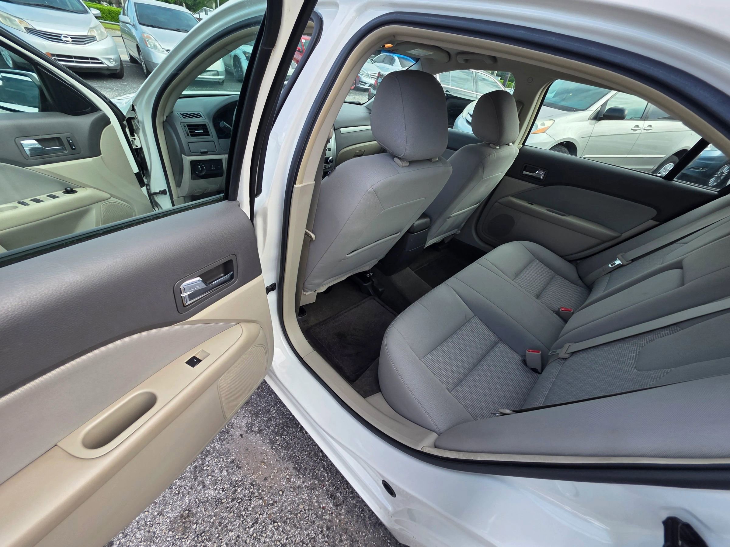 Used 2012 Ford Fusion SE image 13