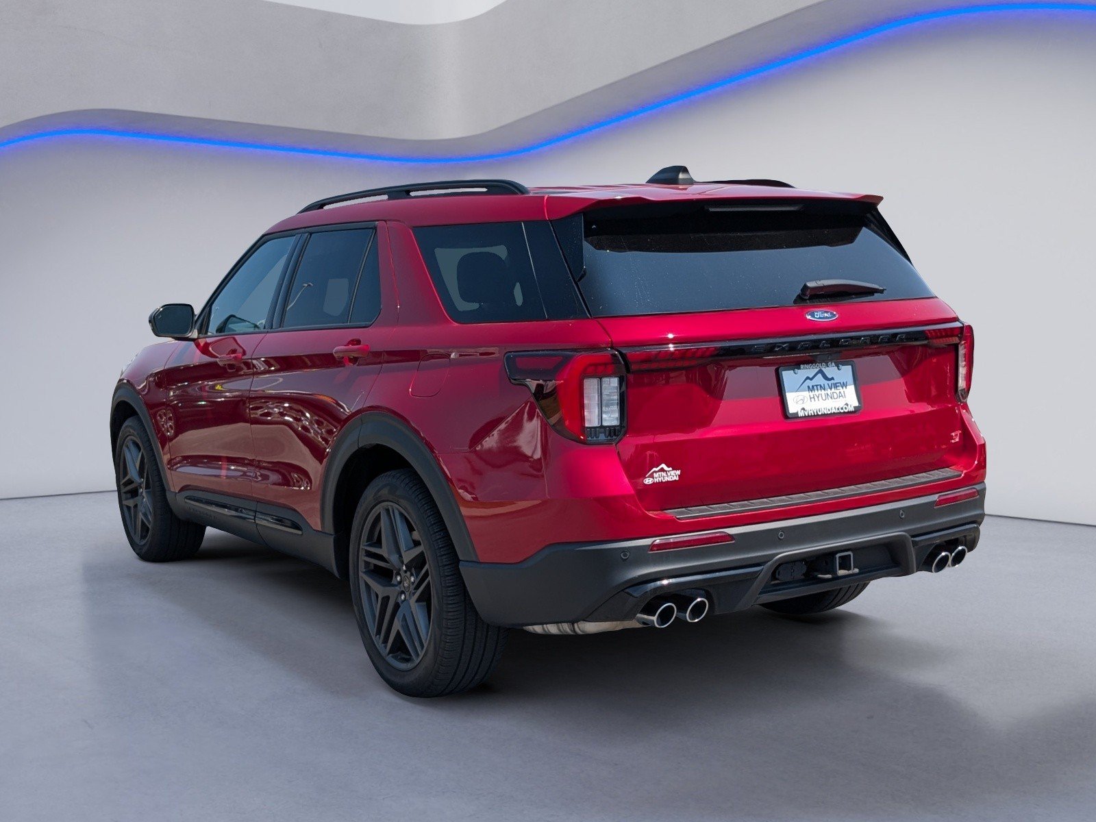 Used 2025 Ford Explorer ST AWD/4WD image 6