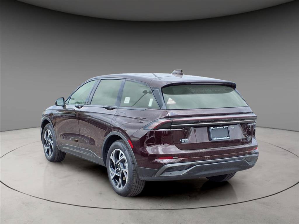 New 2025 Lincoln Nautilus Premier w/ Equipment Group 102A AWD/4WD image 3