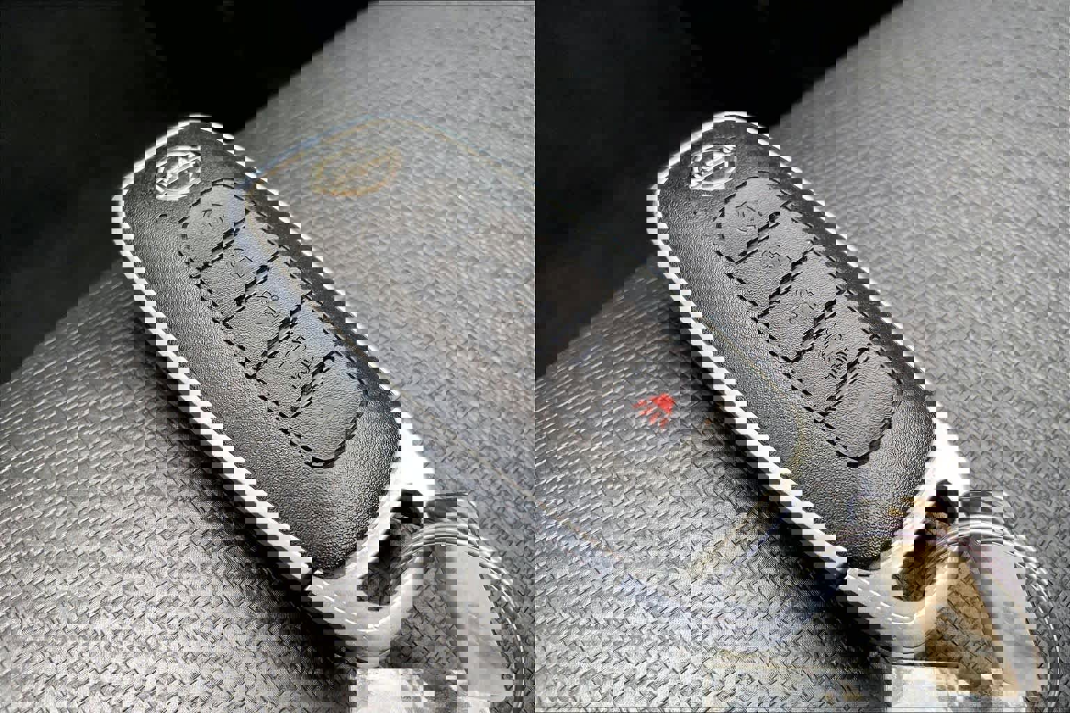 Used 2025 Nissan Rogue SV w/ SV Premium Package FWD image 15