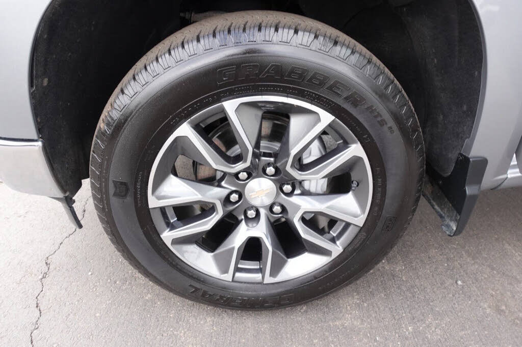 Used 2023 Chevrolet Silverado 1500 LT AWD/4WD image 54