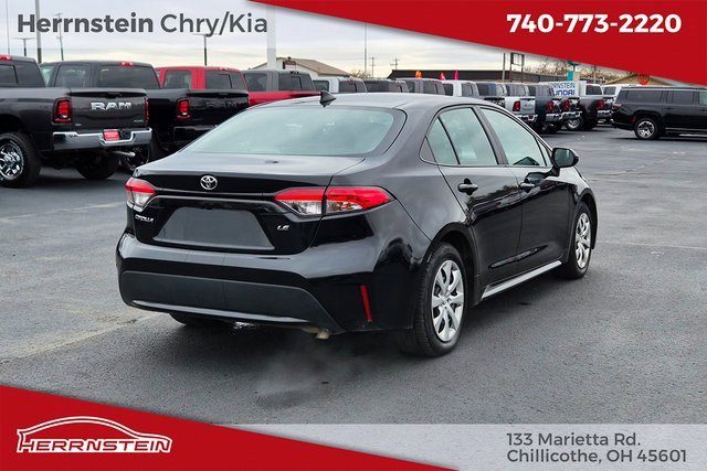 Used 2022 Toyota Corolla LE image 28