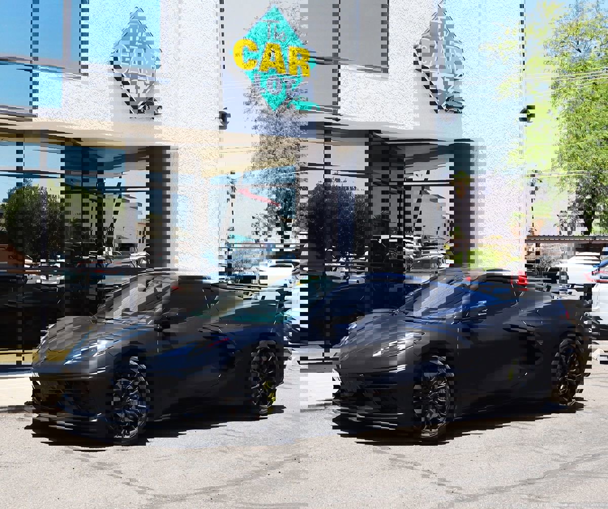 Used 2023 Chevrolet Corvette Stingray Preferred Cpe w/ Z51 Performance Package image 3