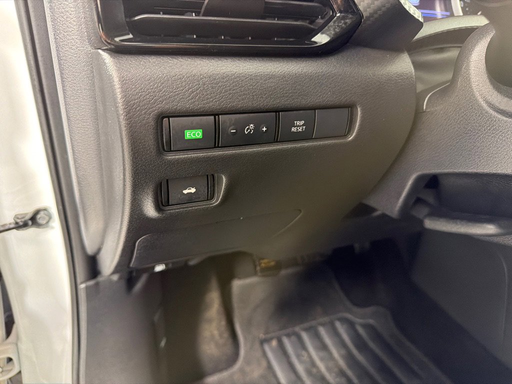 Used 2023 Nissan Sentra SV image 13