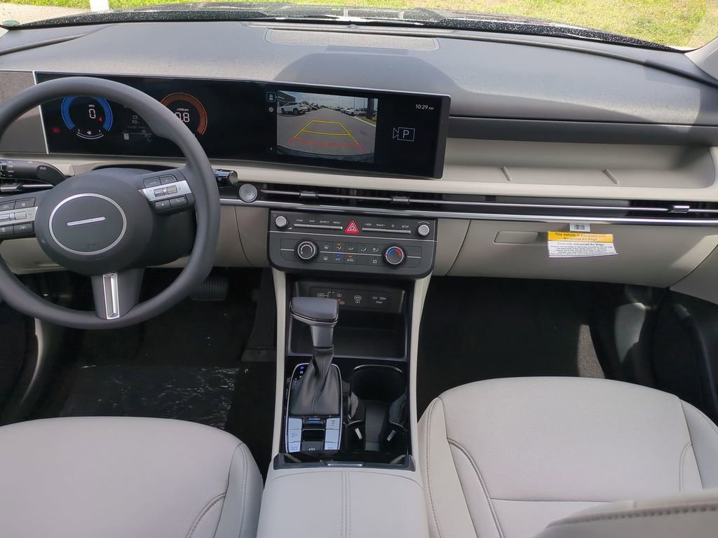 New 2026 Hyundai Tucson SE image 17