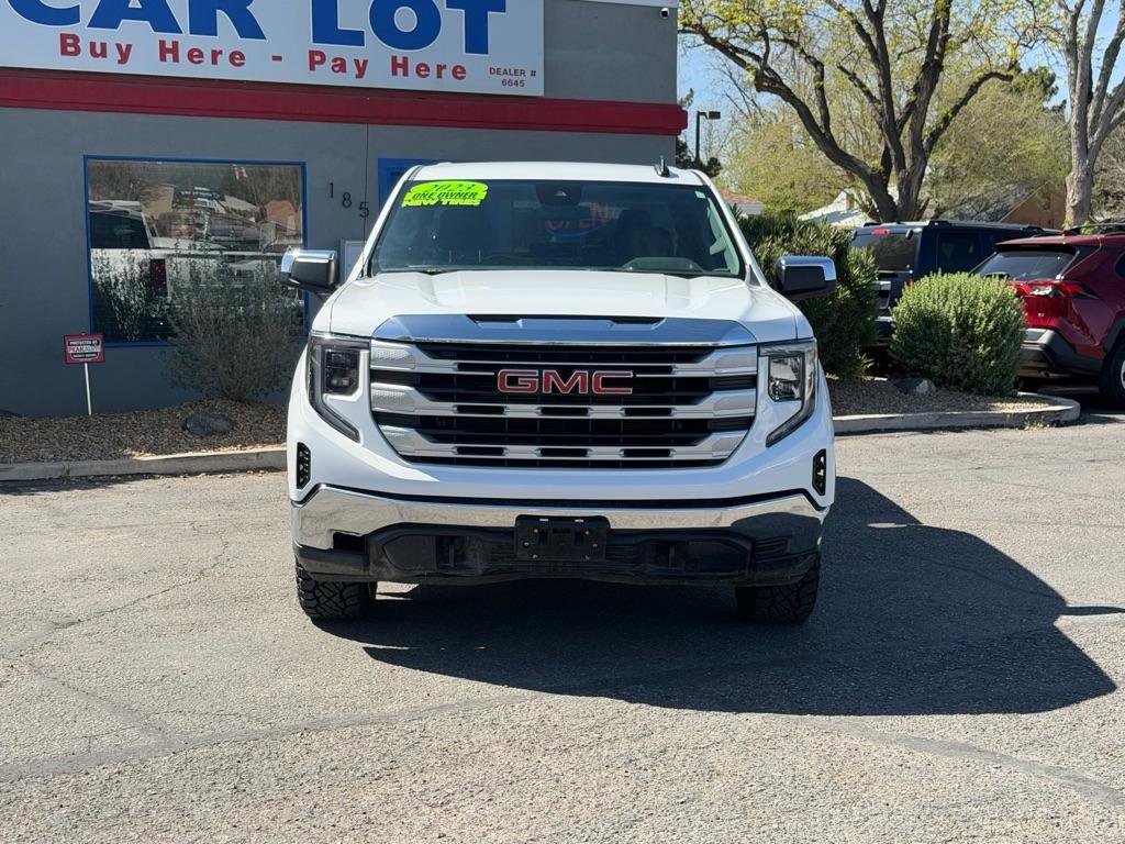 Used 2023 GMC Sierra 1500 SLE AWD/4WD image 2
