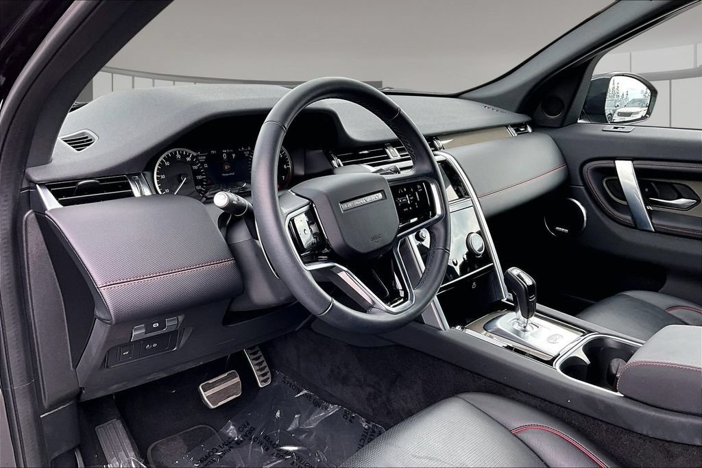 Certified 2023 Land Rover Discovery Sport SE R-Dynamic AWD/4WD image 15