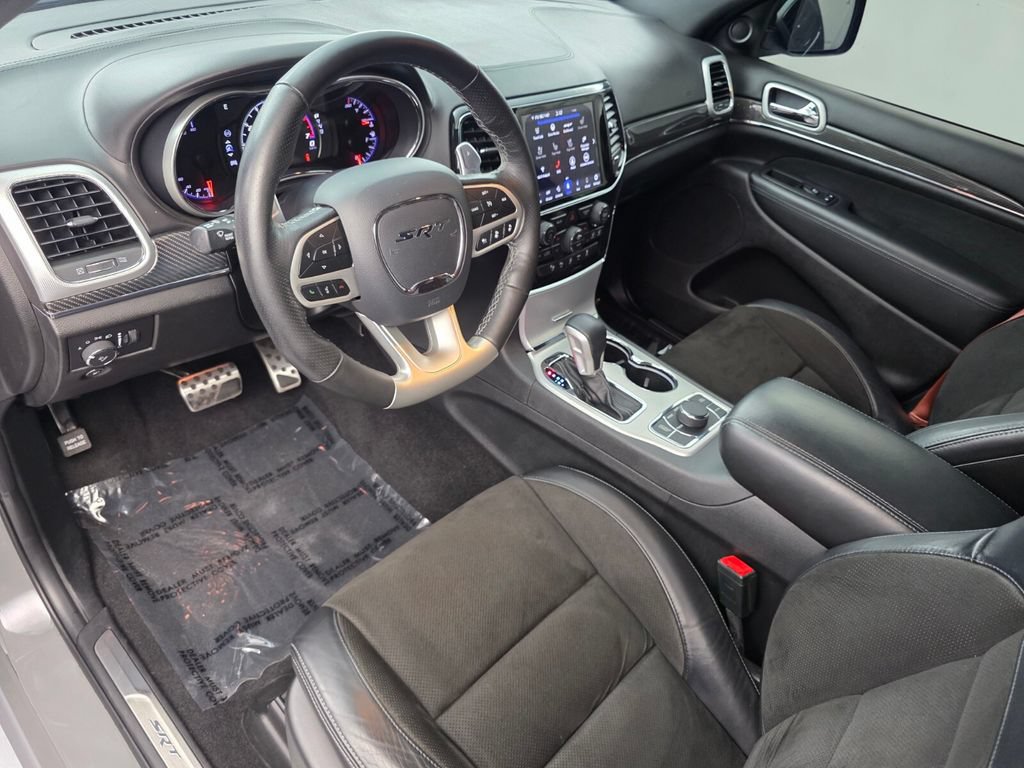 Used 2021 Jeep Grand Cherokee SRT AWD/4WD image 10