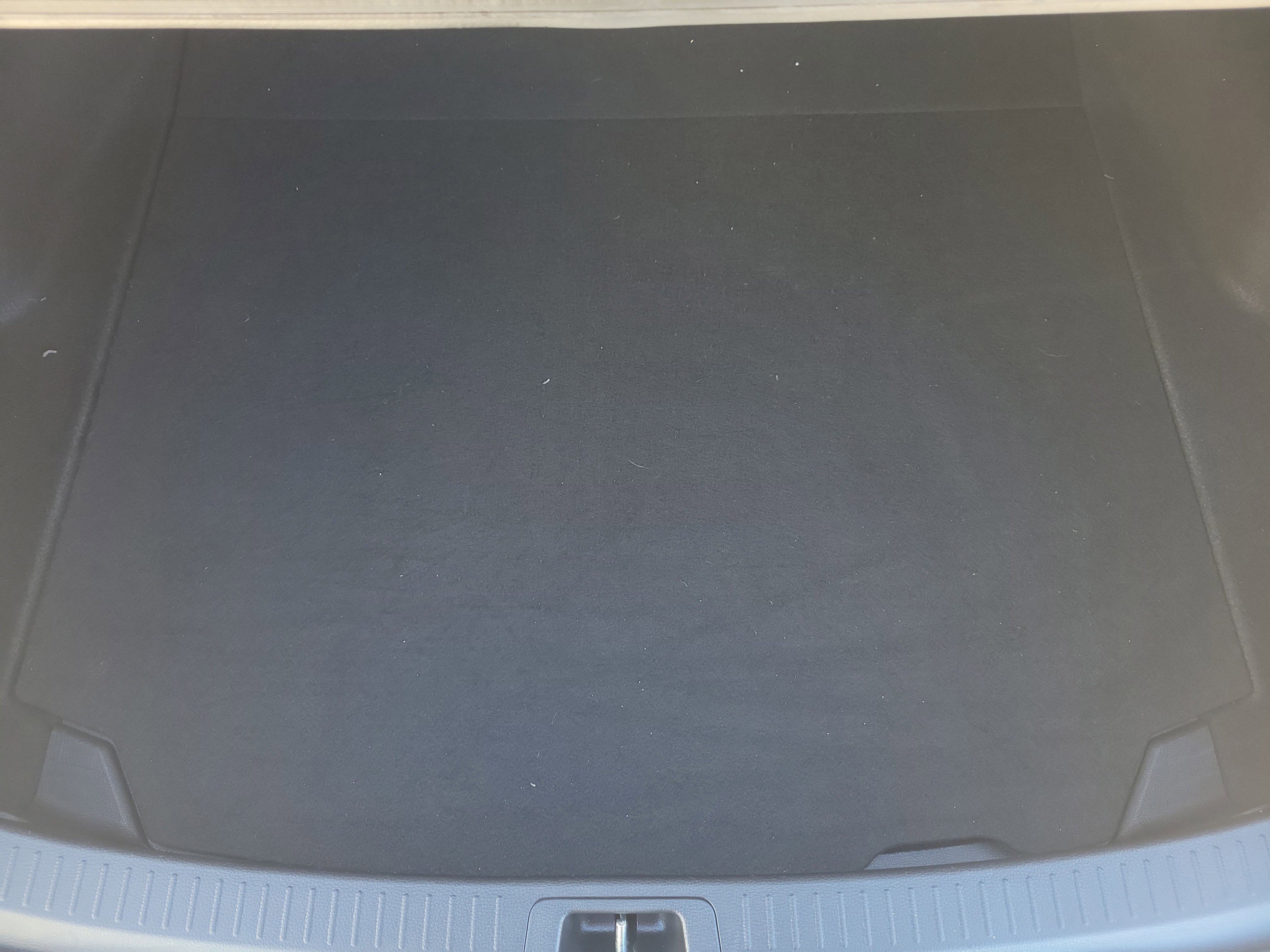 Used 2023 Toyota Corolla LE w/ LE Premium Package image 11