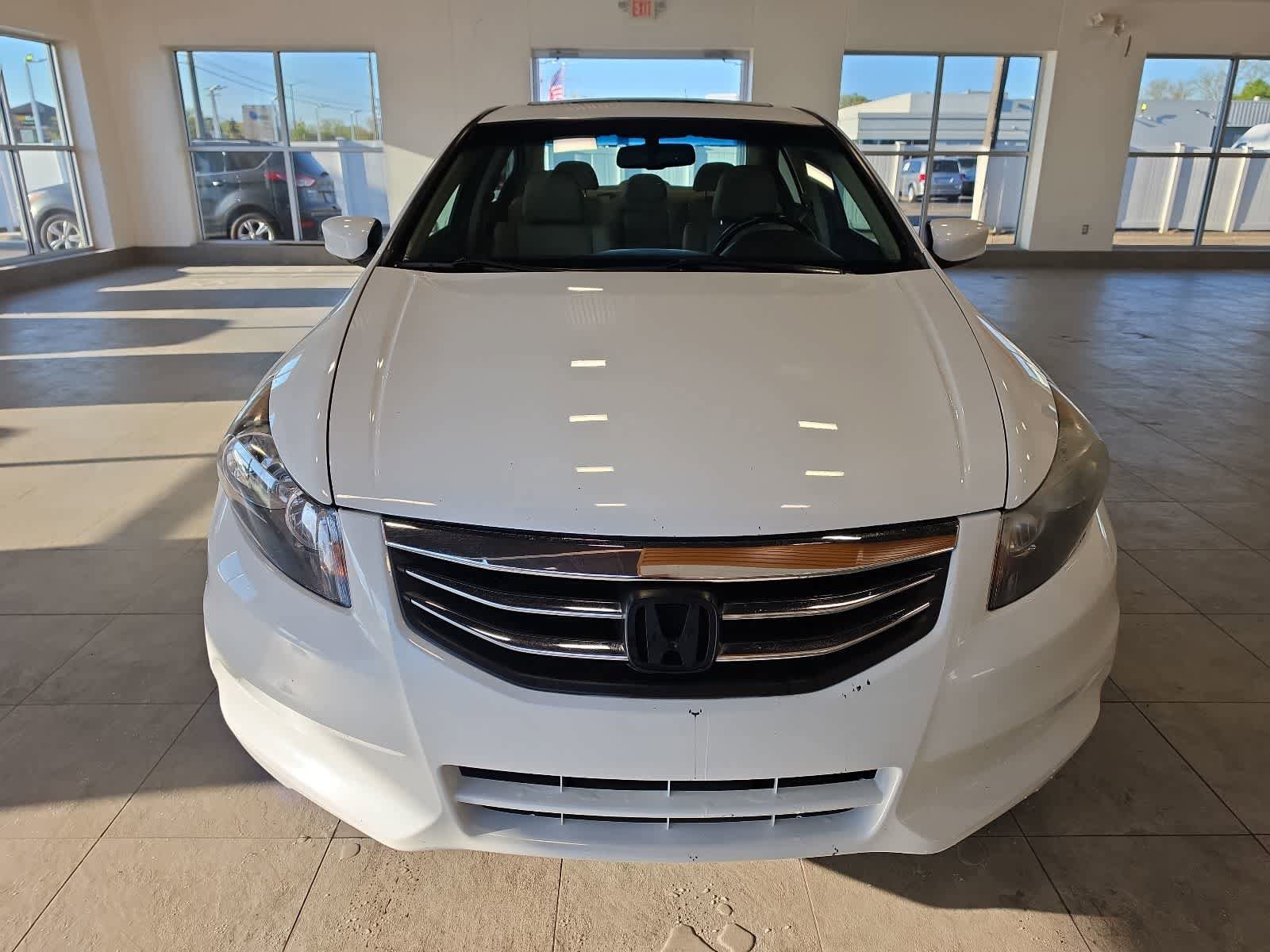 Used 2011 Honda Accord EX-L image 3