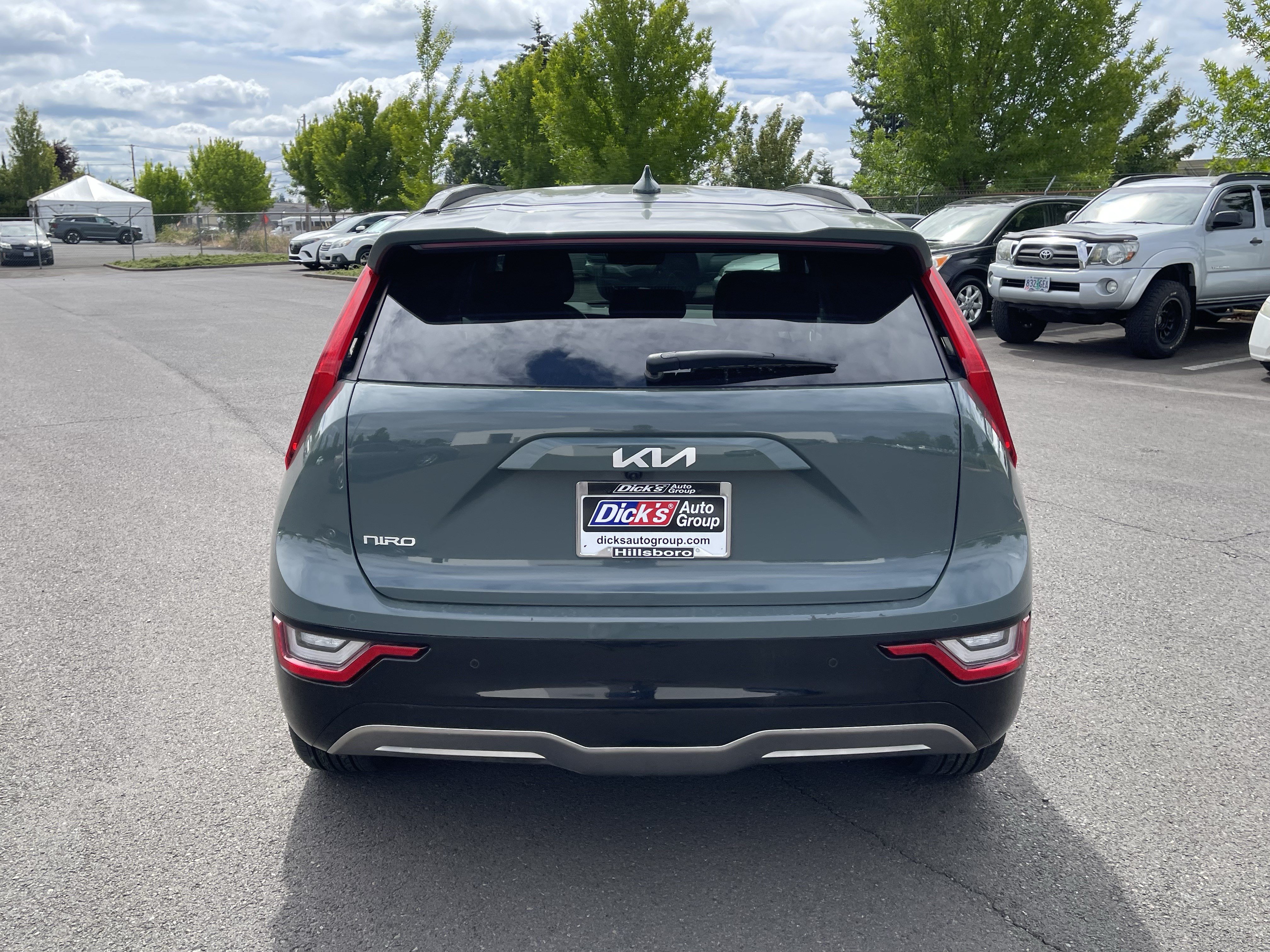Used 2023 Kia Niro Wave FWD image 4