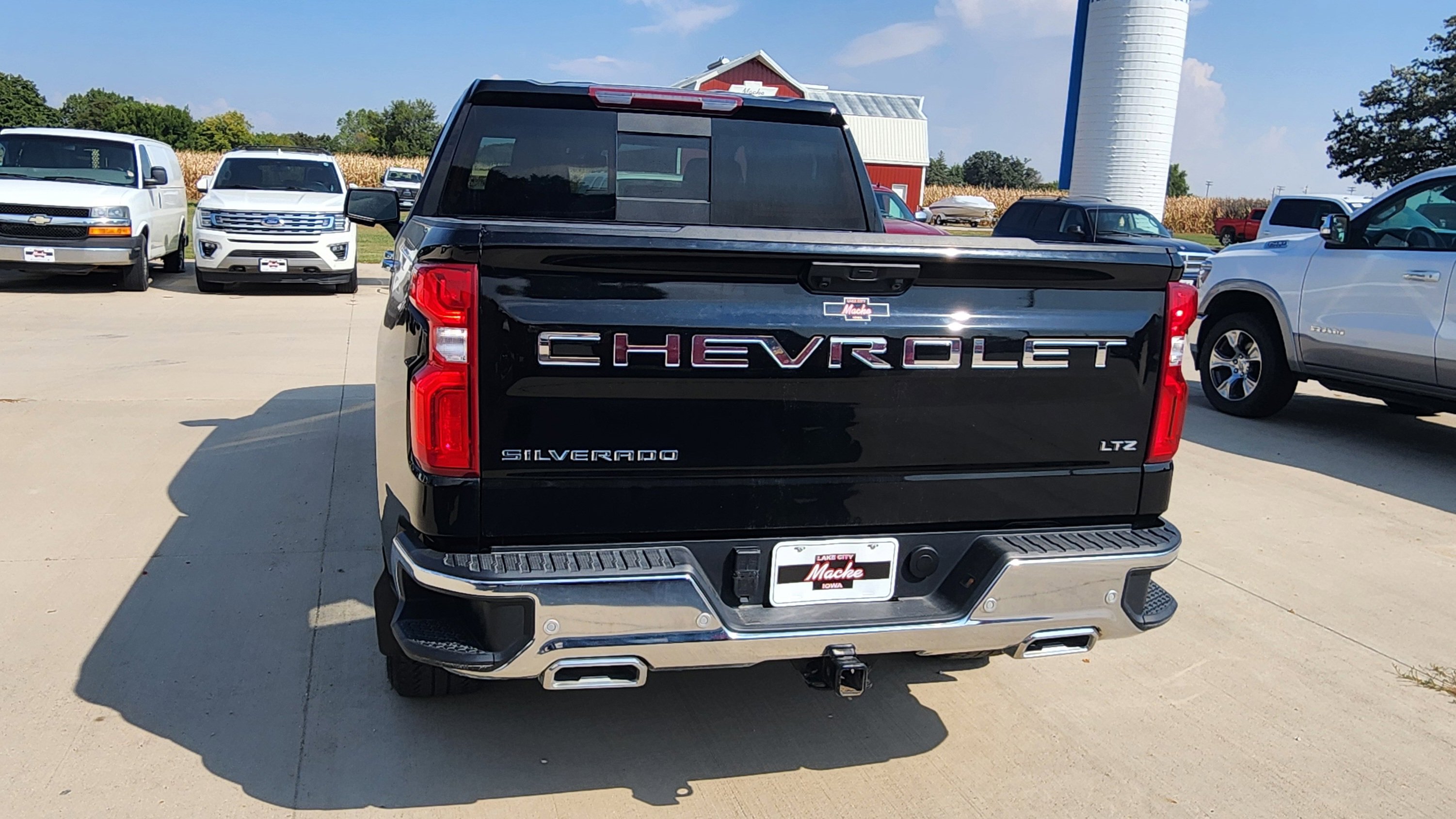 Used 2025 Chevrolet Silverado 1500 LTZ w/ Z71 Off-Road Package image 5