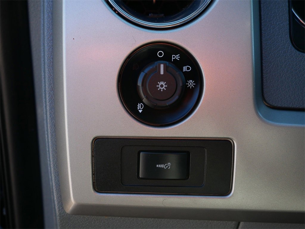 Used 2014 Ford F150 Lariat w/ Equipment Group 502A Luxury image 17