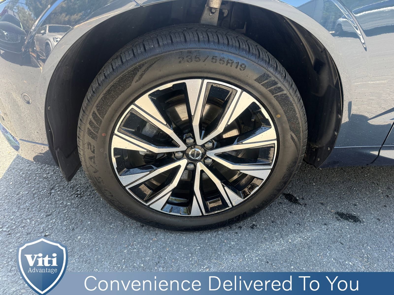 Used 2023 Volvo XC60 B5 Plus w/ Climate Package AWD/4WD image 12