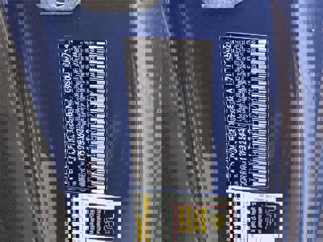 Used 2024 Mercedes-Benz CLE 300 4MATIC Coupe image 35