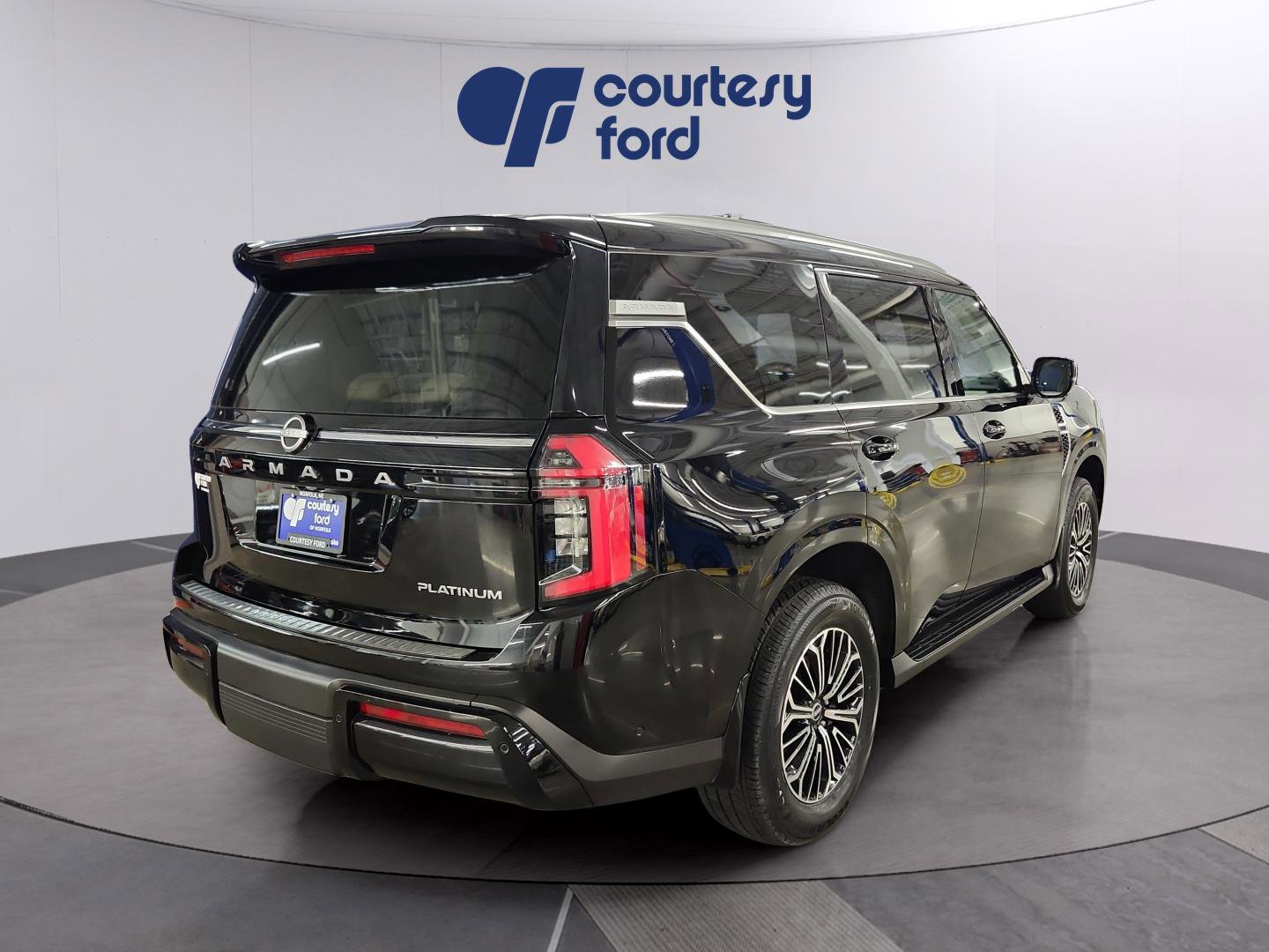 Used 2025 Nissan Armada Platinum AWD/4WD image 6