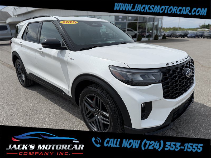Used 2025 Ford Explorer ST-Line w/ ST-Line Street Pack