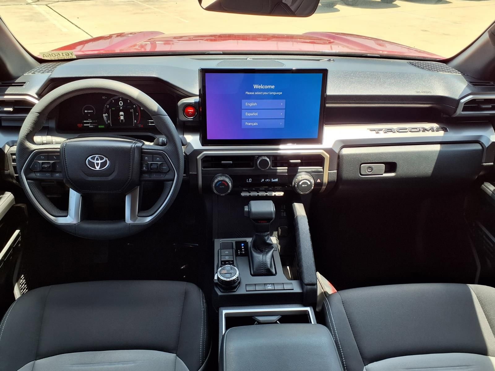 Certified 2025 Toyota Tacoma TRD Off-Road AWD/4WD image 9
