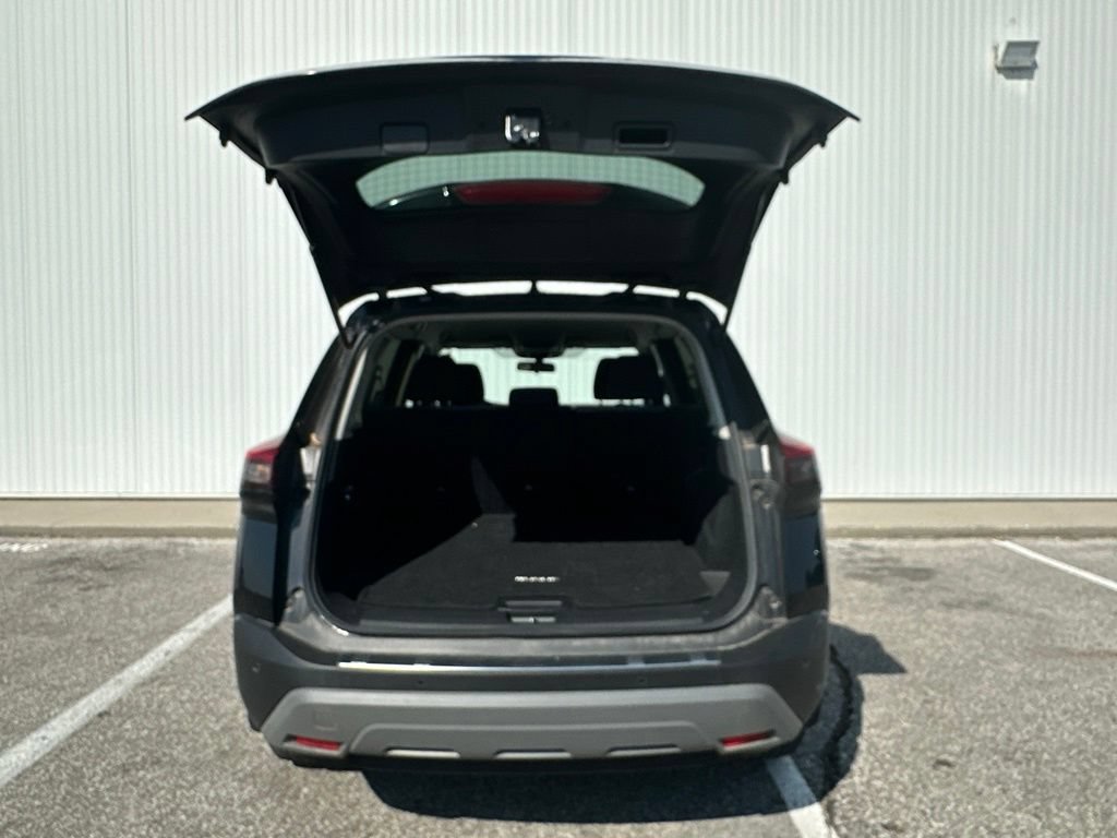 Used 2023 Nissan Rogue SV AWD/4WD image 21