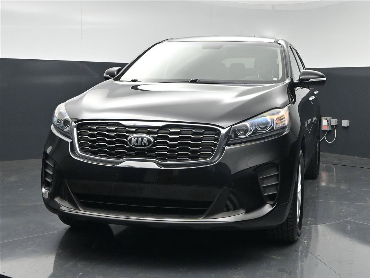 Used 2019 Kia Sorento L FWD image 2