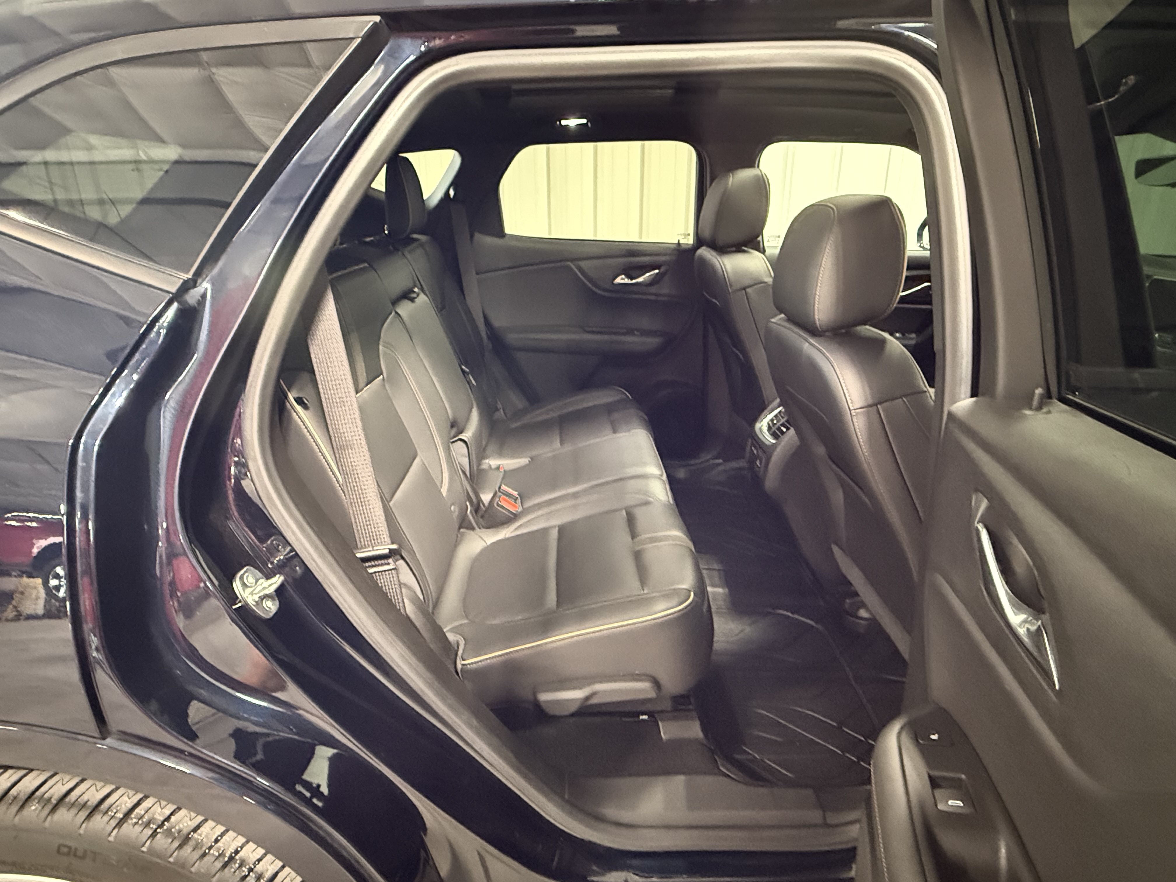 Used 2021 Chevrolet Blazer Premier w/ Driver Confidence II Package AWD/4WD image 9