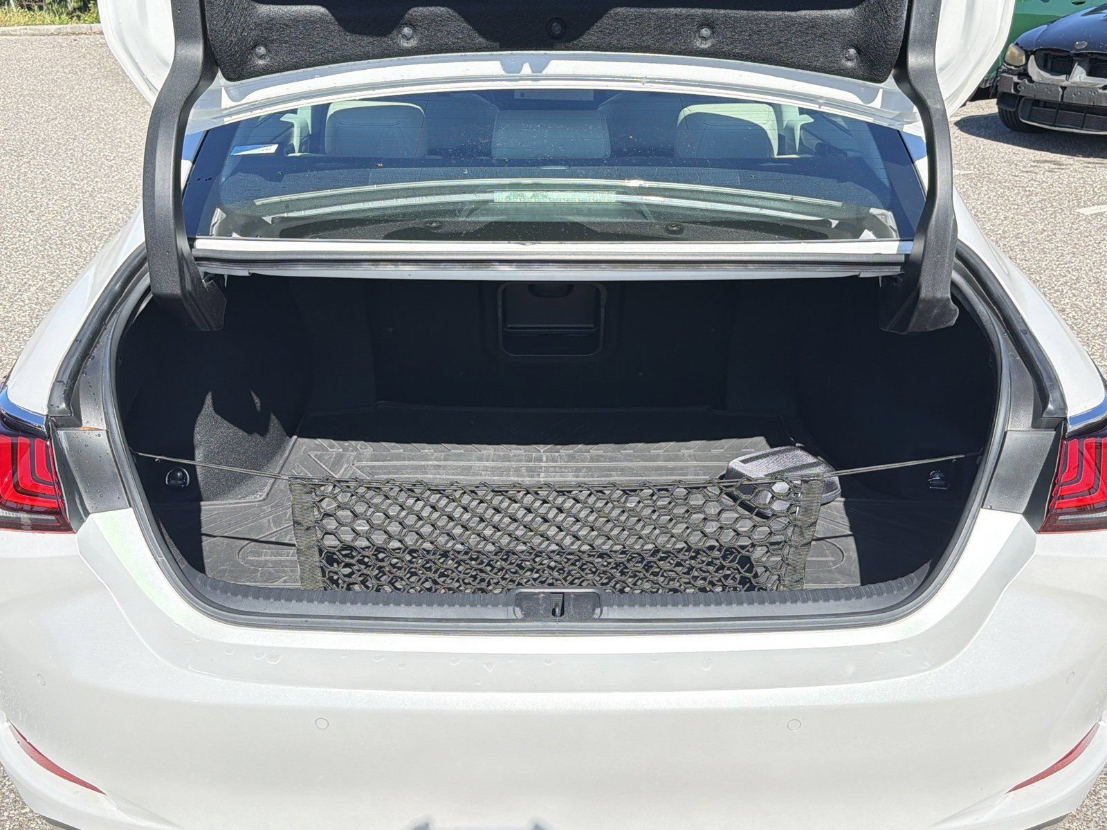 Used 2023 Lexus ES 350 w/ Premium Package FWD image 9