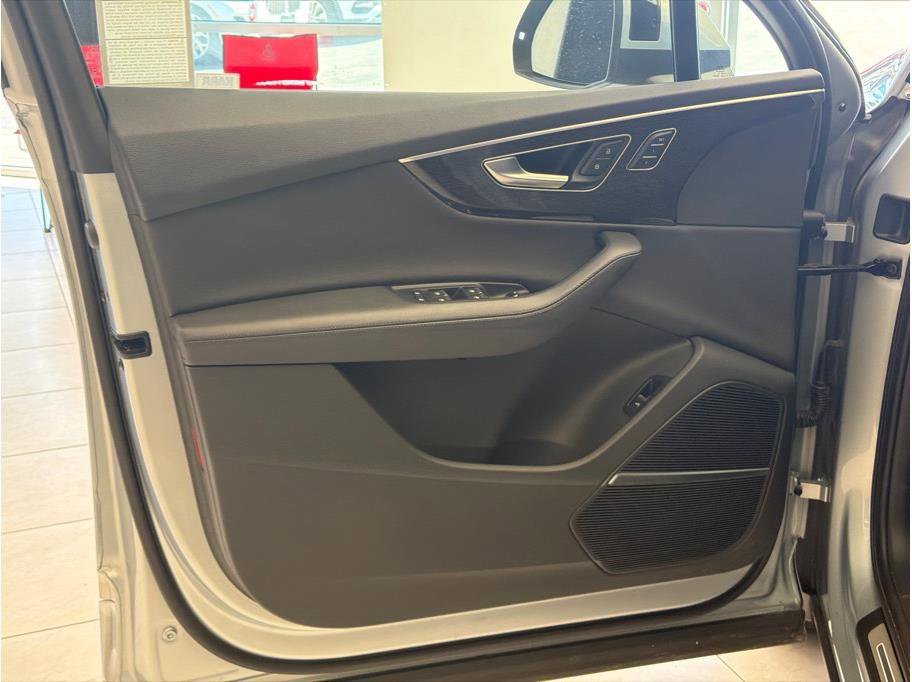 Used 2024 Audi Q7 2.0T Premium Plus image 9