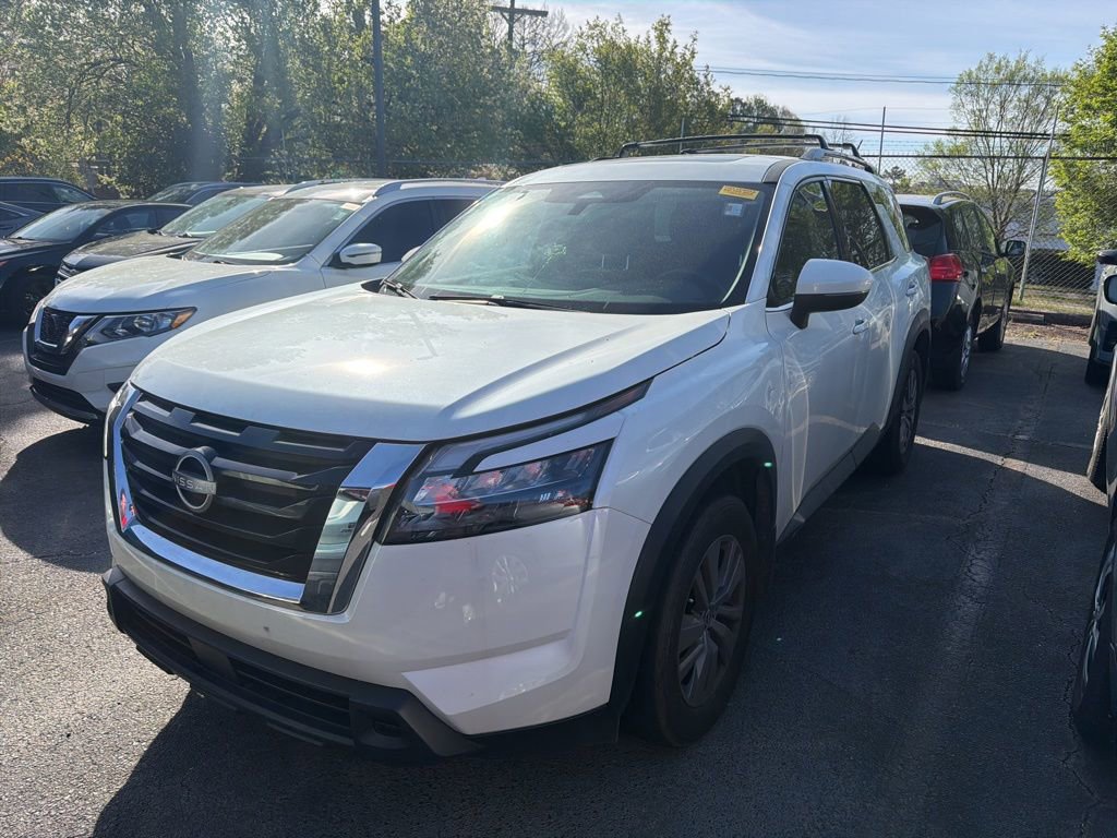 Used 2024 Nissan Pathfinder SV w/ SV Premium Package