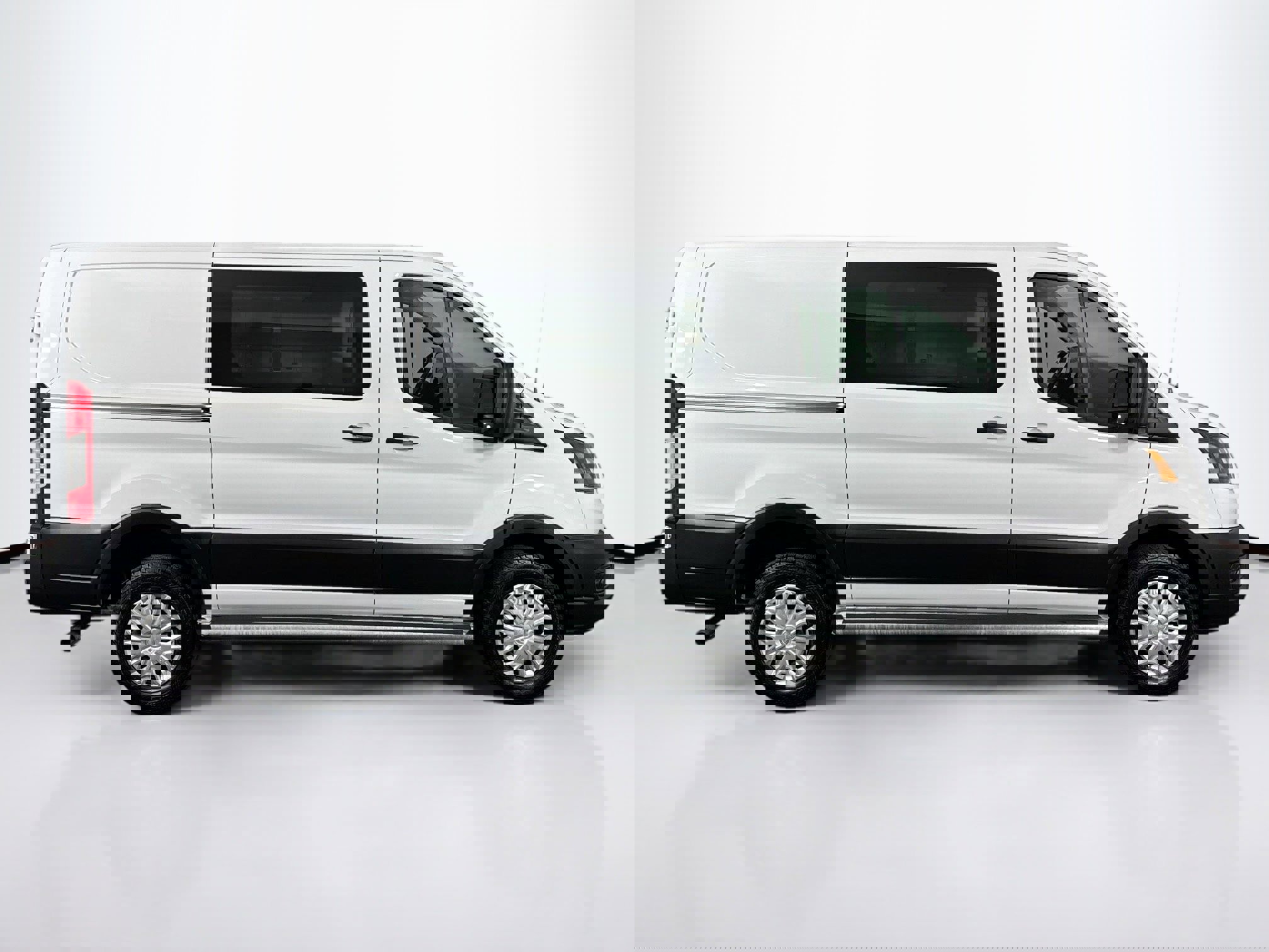 Used 2024 Ford Transit 250 Low Roof w/ Exterior Upgrade Package image 12