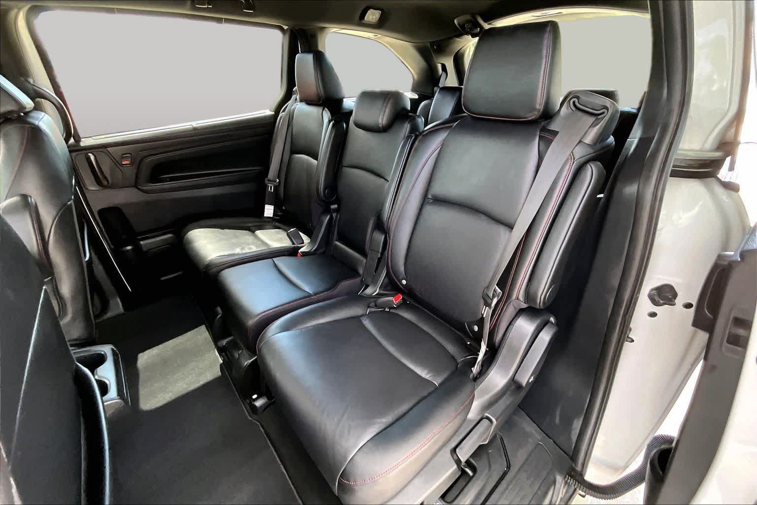 Used 2025 Honda Odyssey Sport-L image 21