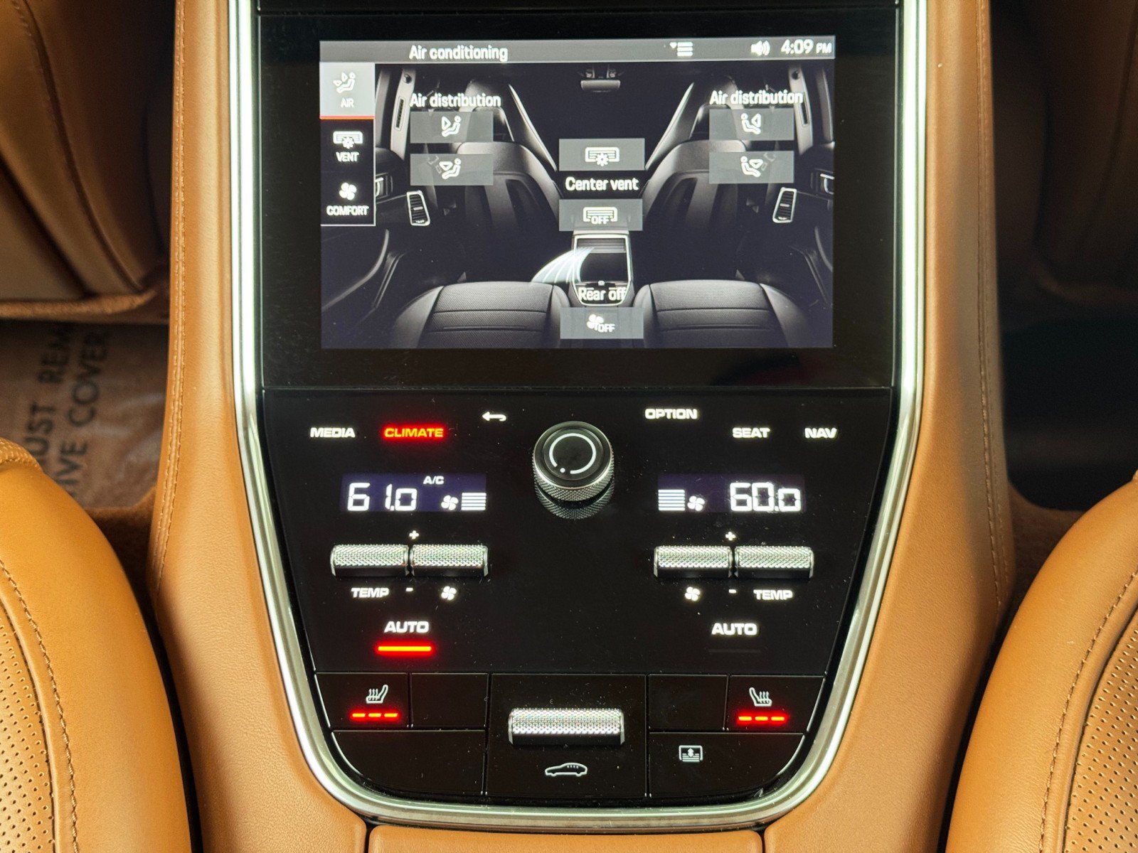 Used 2023 Porsche Panamera 4 Platinum Edition AWD/4WD image 35