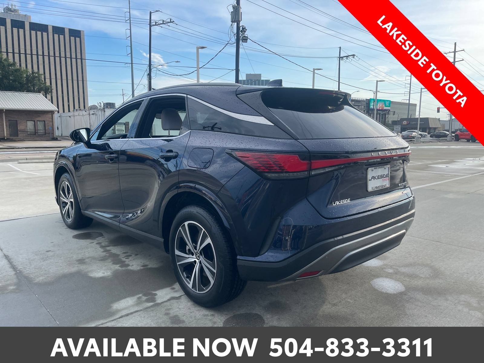 Used 2023 Lexus RX 350 Premium w/ Accessory Package FWD image 3
