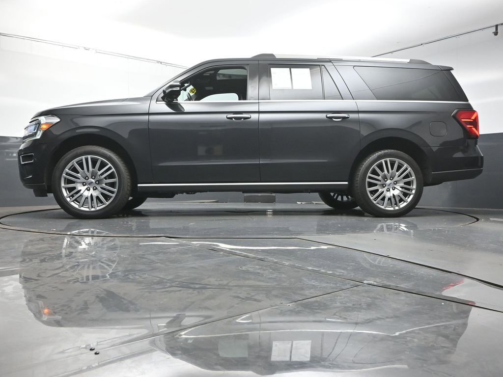Used 2023 Ford Expedition Max Limited image 38