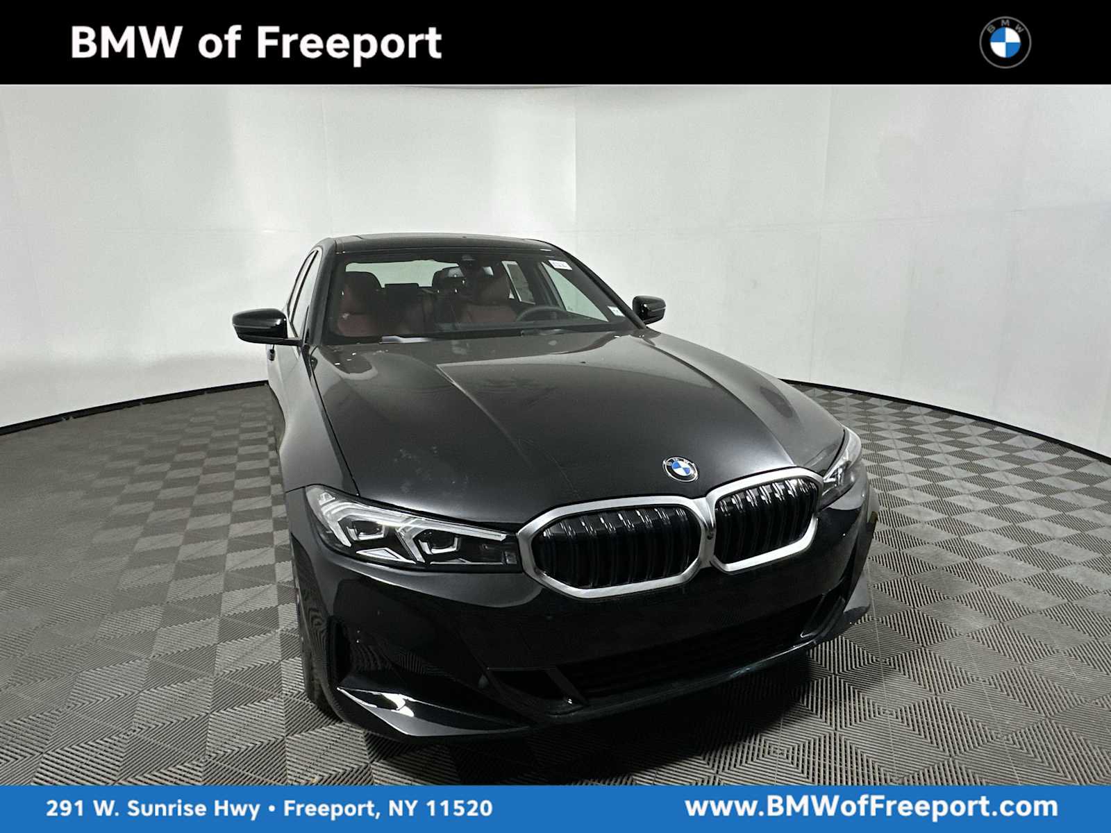 New 2025 BMW 330i xDrive Sedan w/ Convenience Package