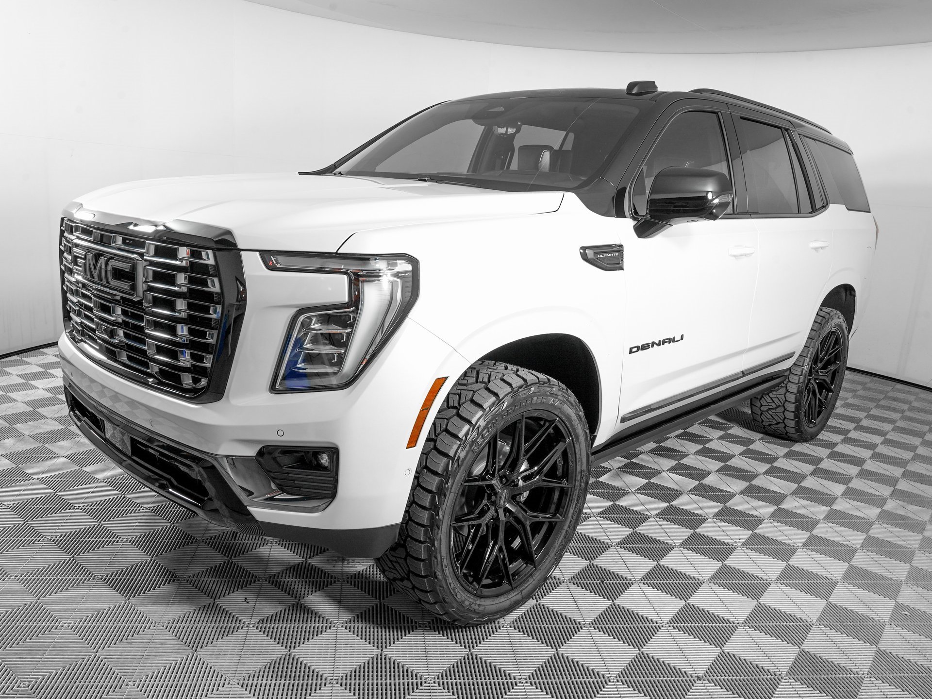 Used 2025 GMC Yukon Denali Ultimate image 9