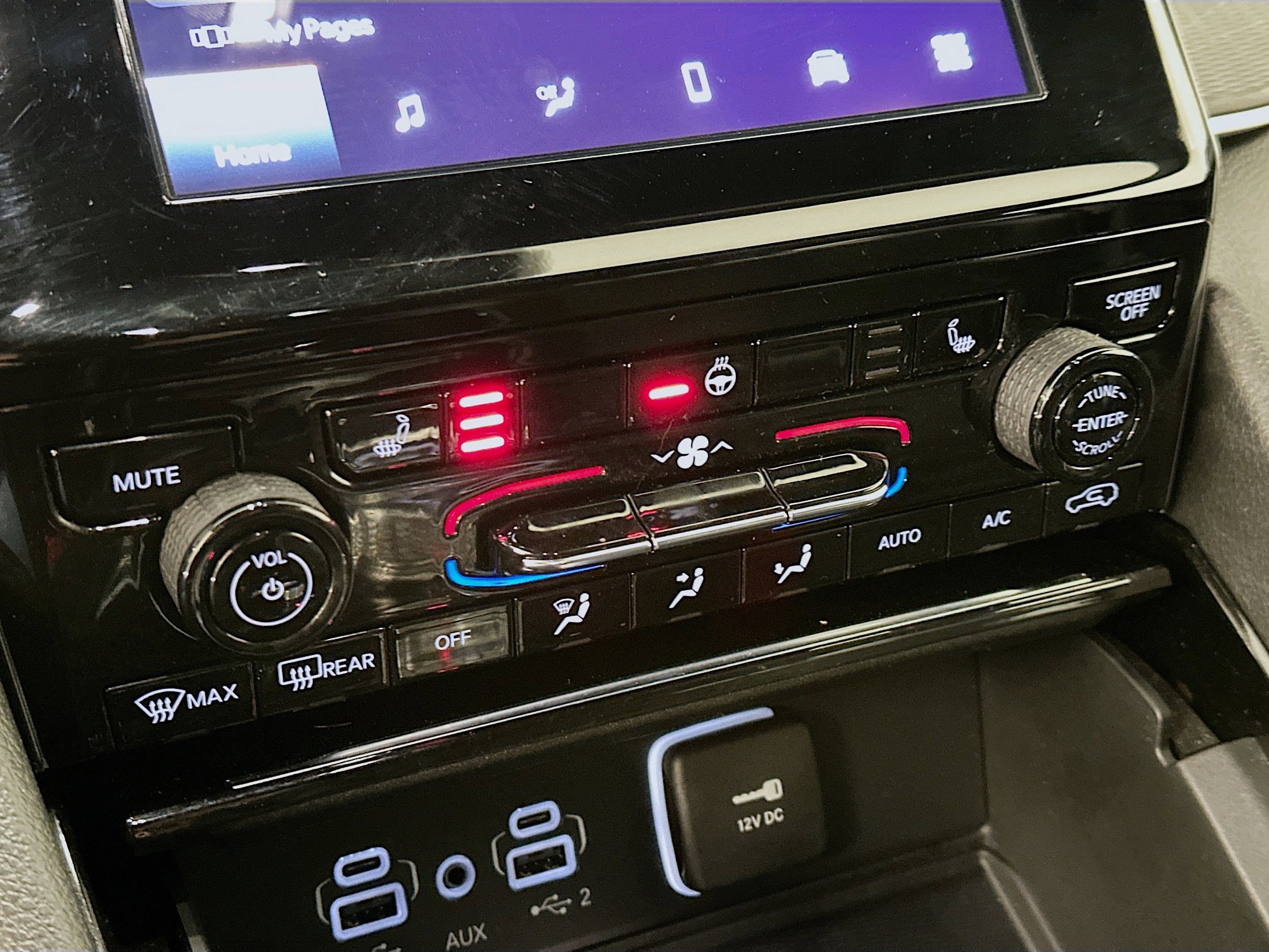 Used 2023 Jeep Grand Cherokee L Laredo image 23