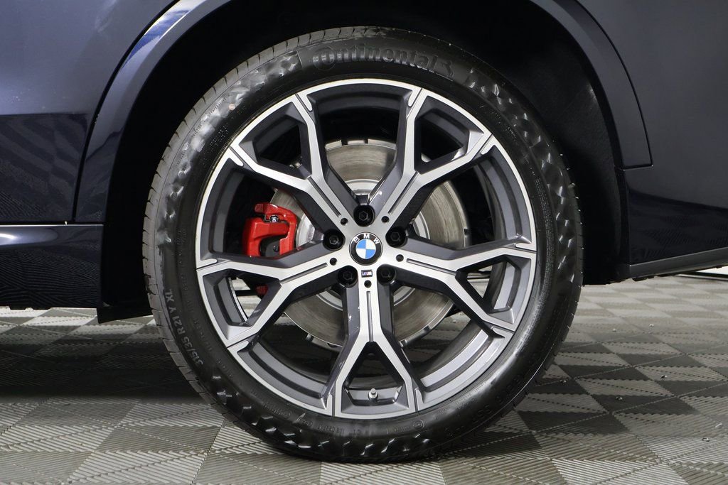 New 2026 BMW X5 xDrive50e w/ Executive Package image 10