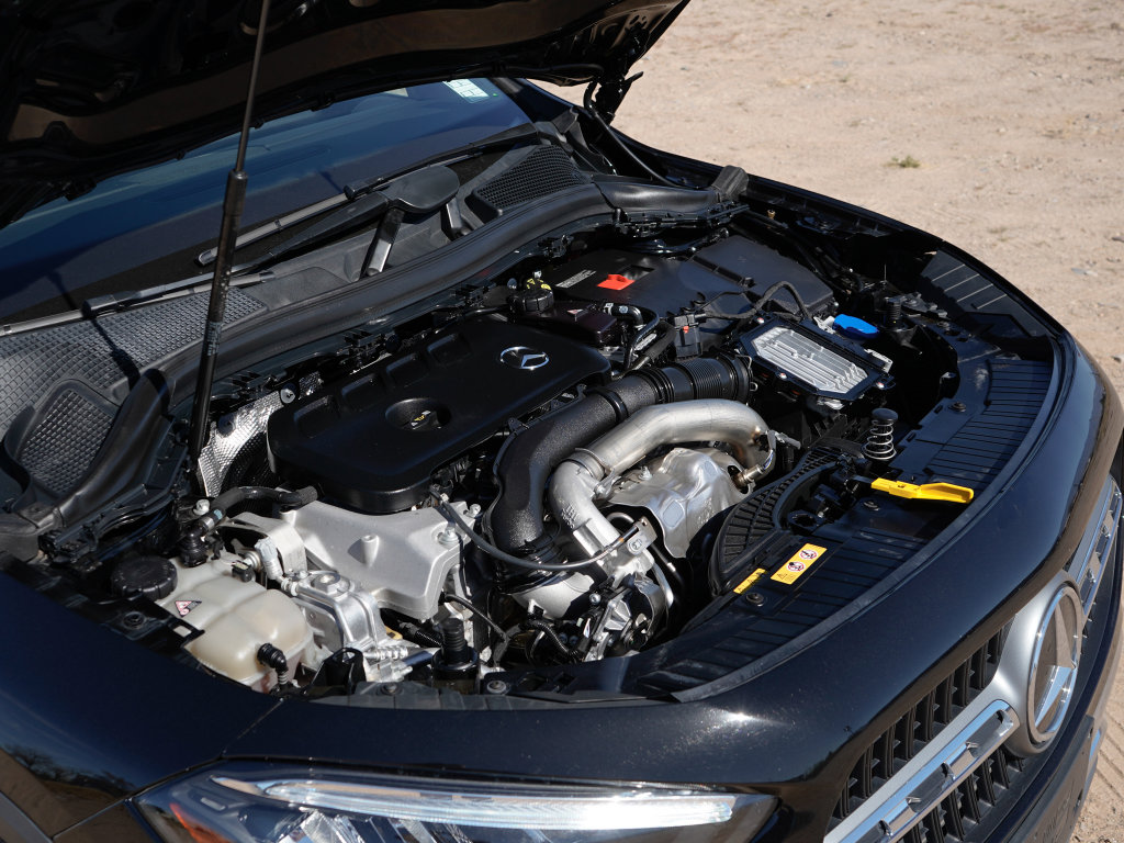 Used 2025 Mercedes-Benz GLA 250 image 4