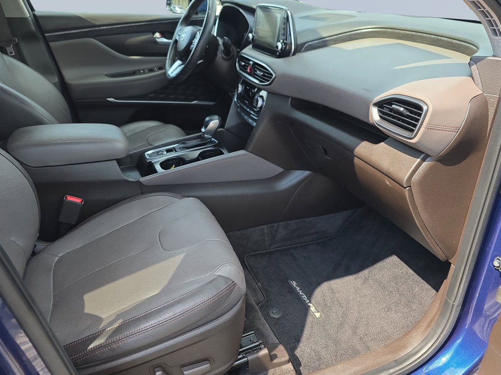 Used 2020 Hyundai Santa Fe Limited w/ Cargo Package FWD image 39