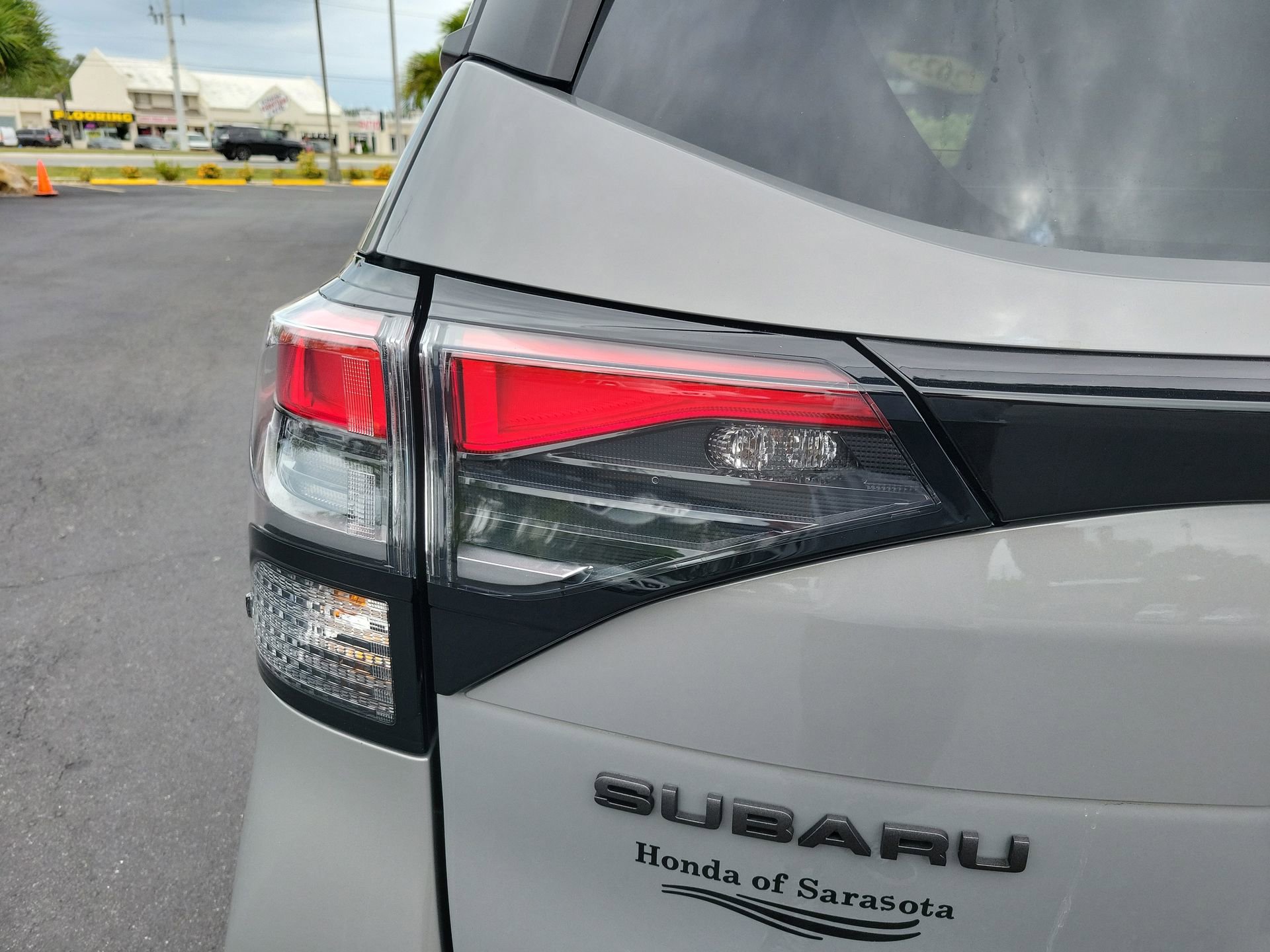 Used 2025 Subaru Forester Touring w/ Popular Package - Touring AWD/4WD image 12