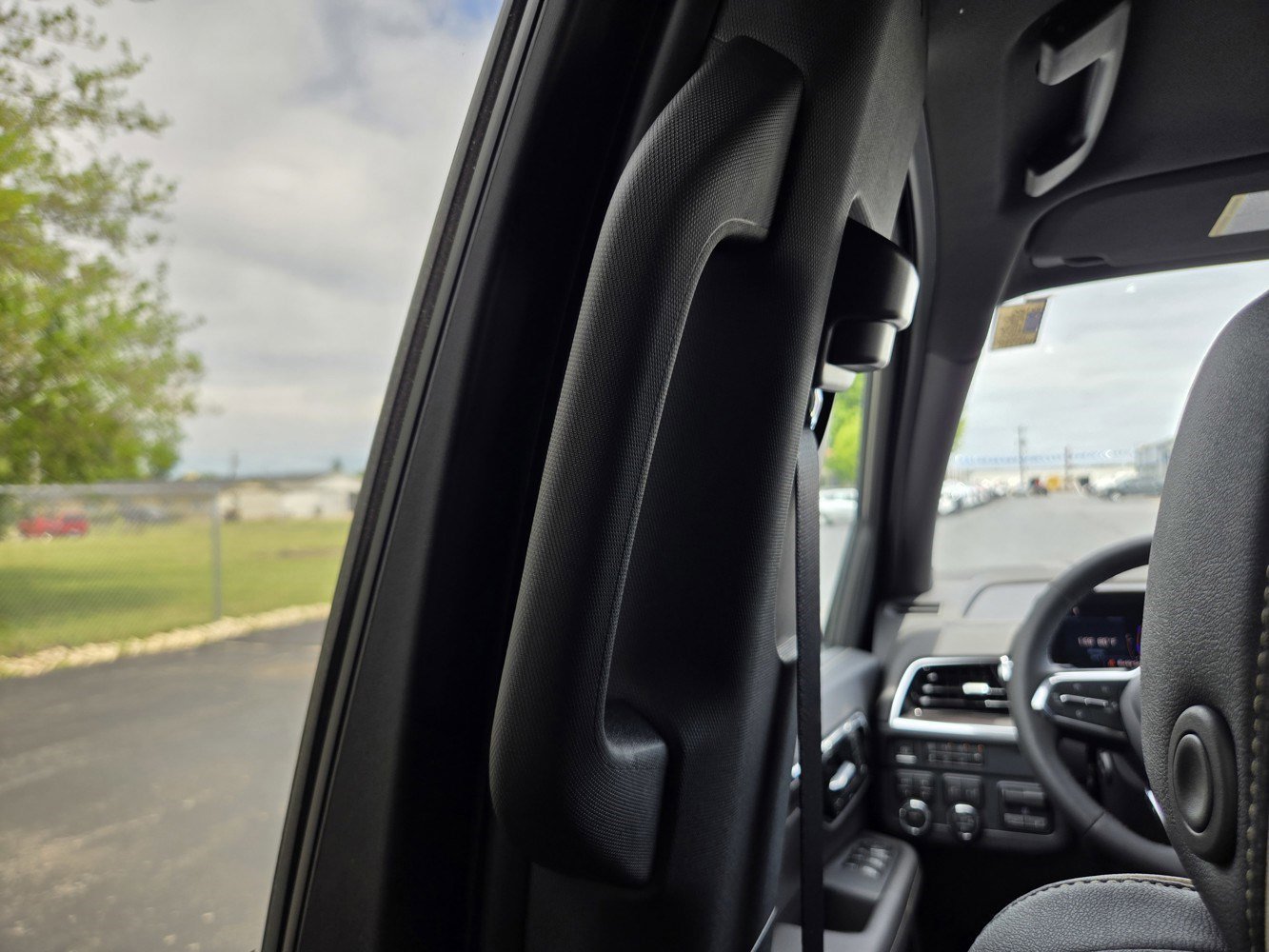 New 2026 Chevrolet Tahoe Premier w/ Sun And Tow Package AWD/4WD image 19