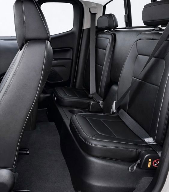 Used 2021 Chevrolet Colorado ZR2 w/ ZR2 Dusk Special Edition image 18