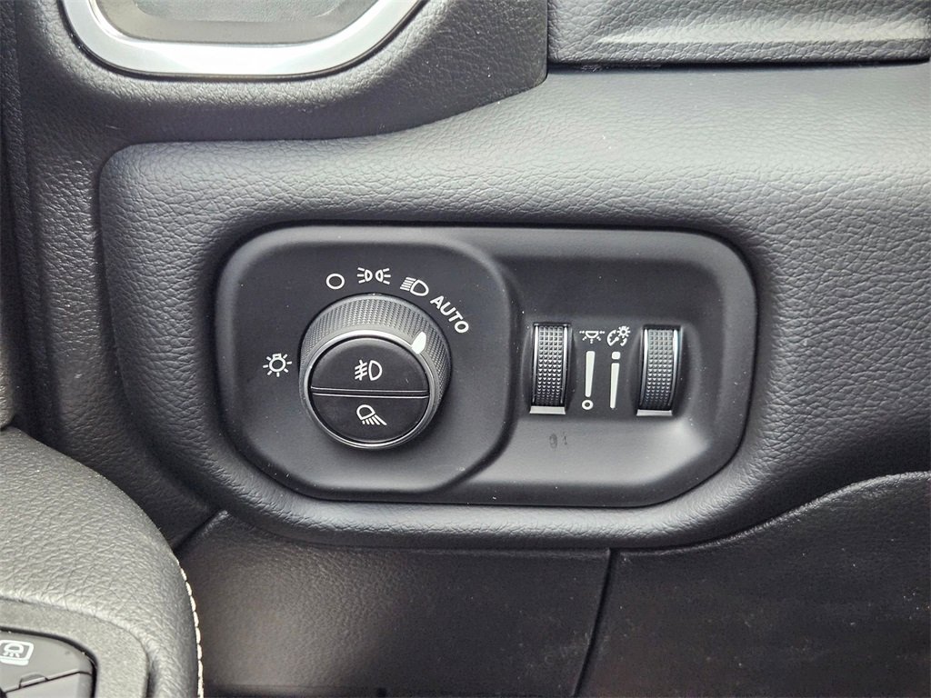 New 2026 RAM 3500 Laramie image 21