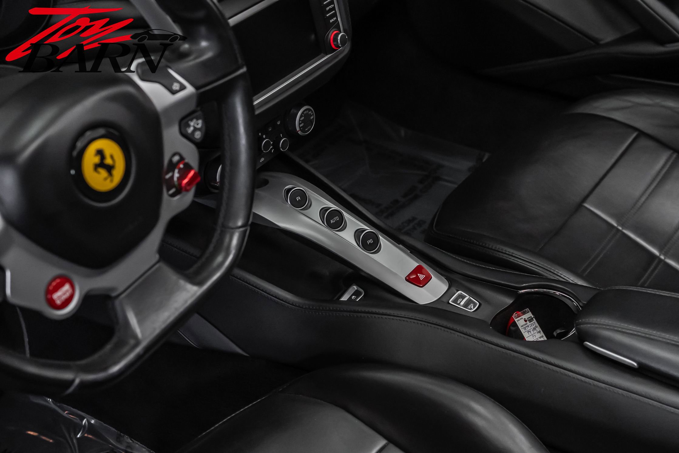 Used 2016 Ferrari California T RWD image 35