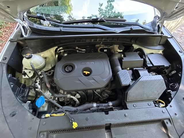 Used 2017 Hyundai Tucson SE Plus AWD/4WD image 38