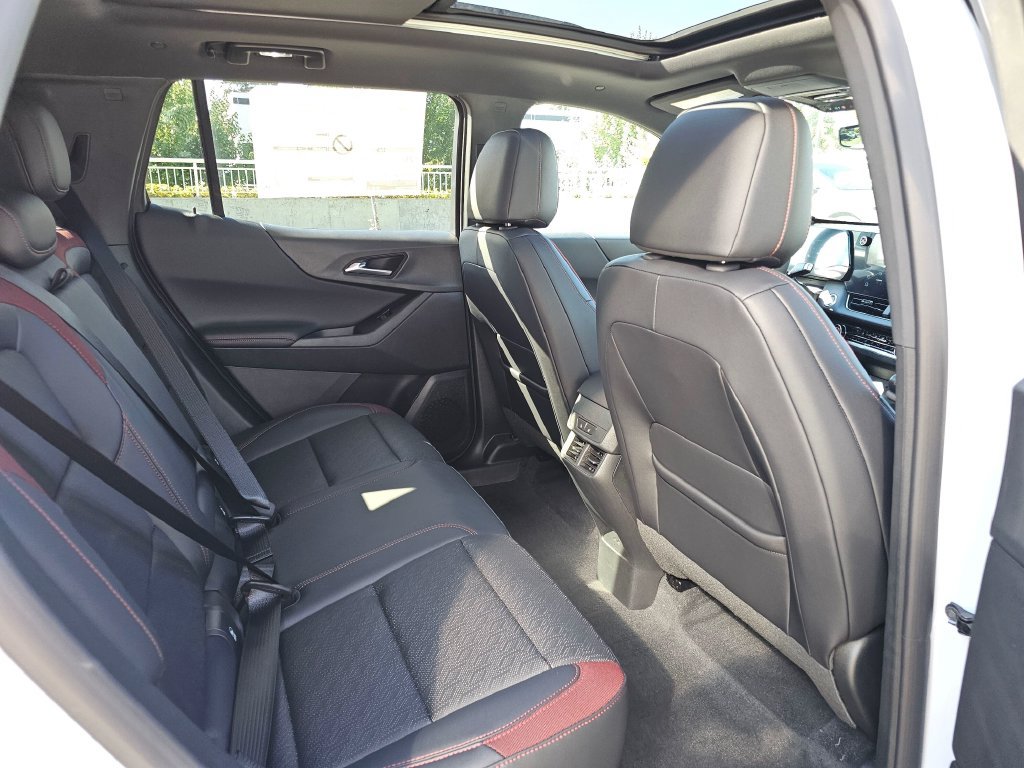 New 2027 Chevrolet Equinox RS w/ Safety and Technology Package AWD/4WD image 14