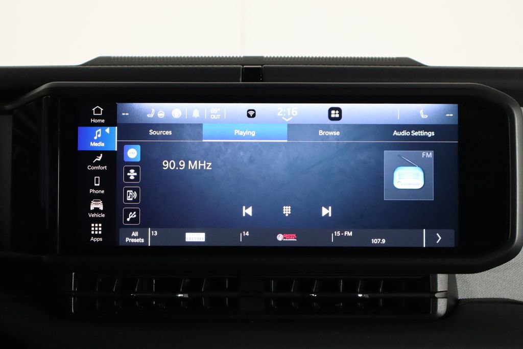 Used 2025 Jeep Wrangler Unlimited Sahara image 27