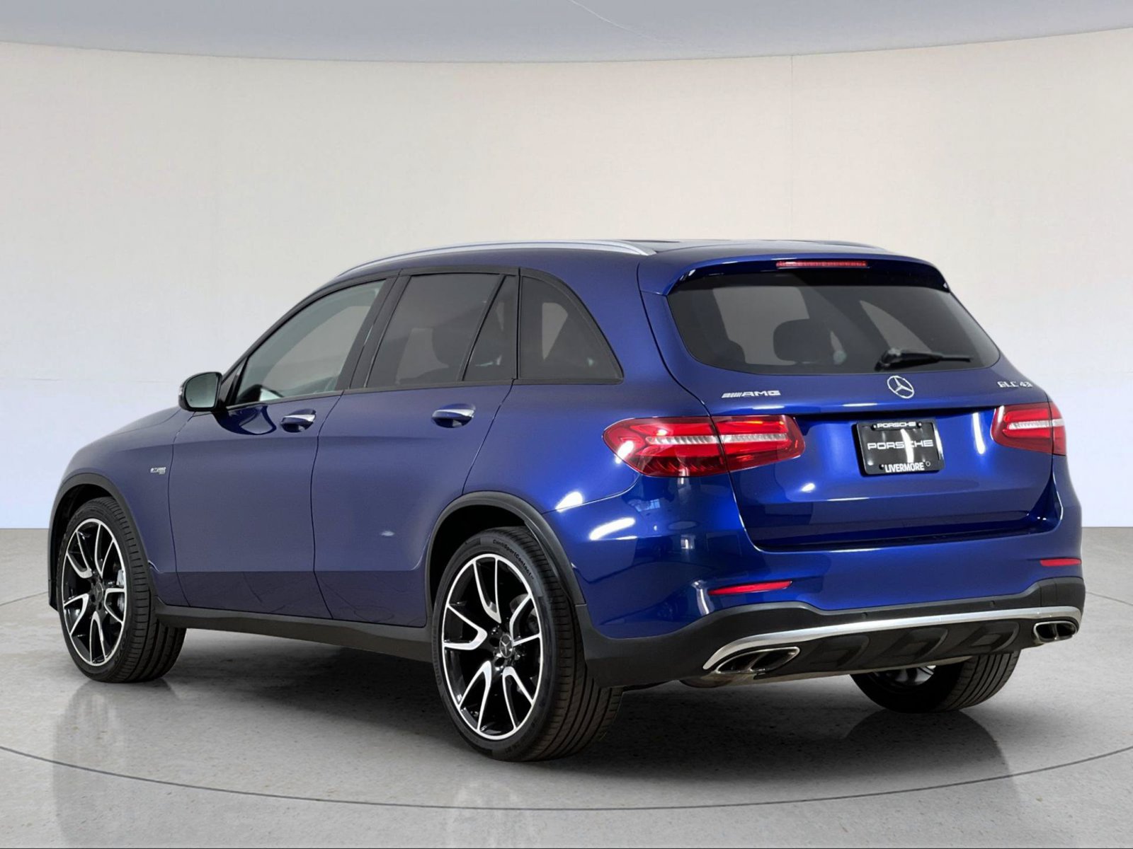 Used 2018 Mercedes-Benz GLC 43 AMG 4MATIC image 3
