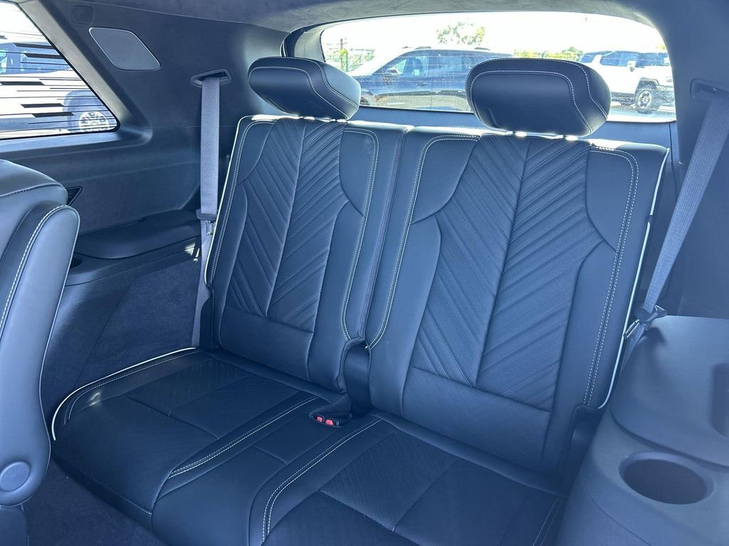 New 2026 Cadillac Vistiq Platinum image 29